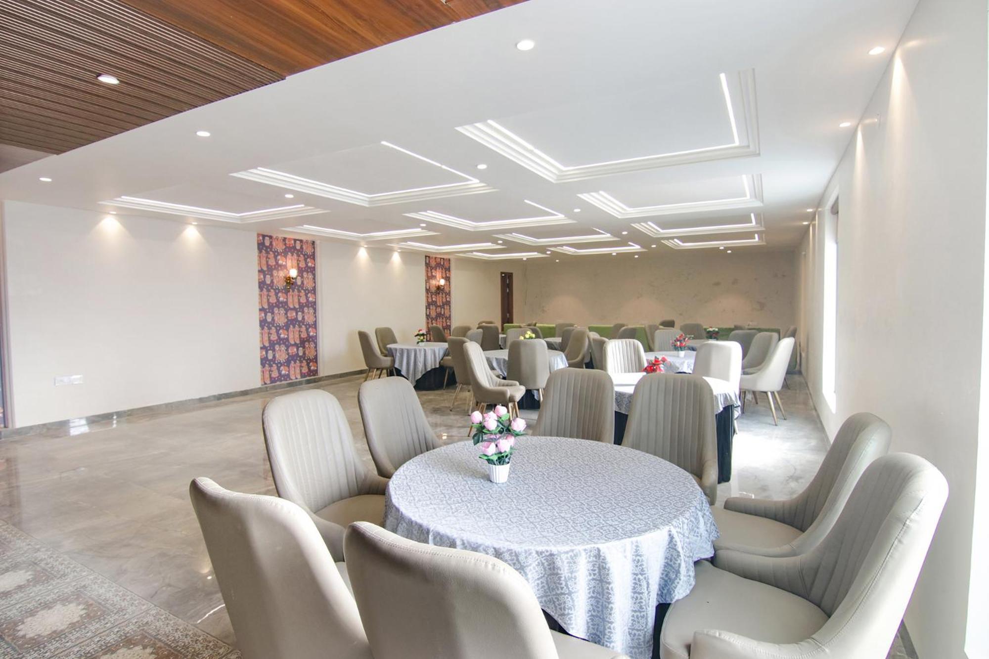 Fabhotel Prime Royal Court 卢迪亚纳 外观 照片